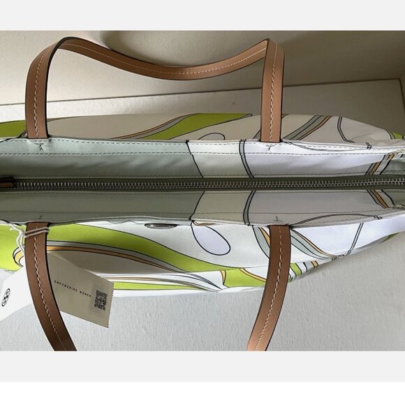 New Tory Burch Twisty Flower Ella Nylon Printed Tote Chartreuse - Picture 3 of 6